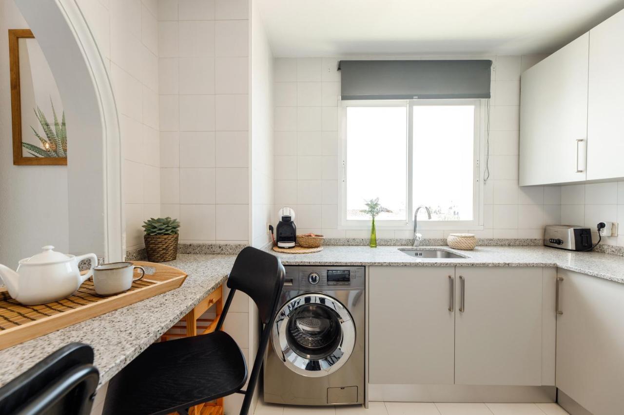 Spacious 2-Bedroom Apartment With Free Parking Sitio de Calahonda Екстериор снимка